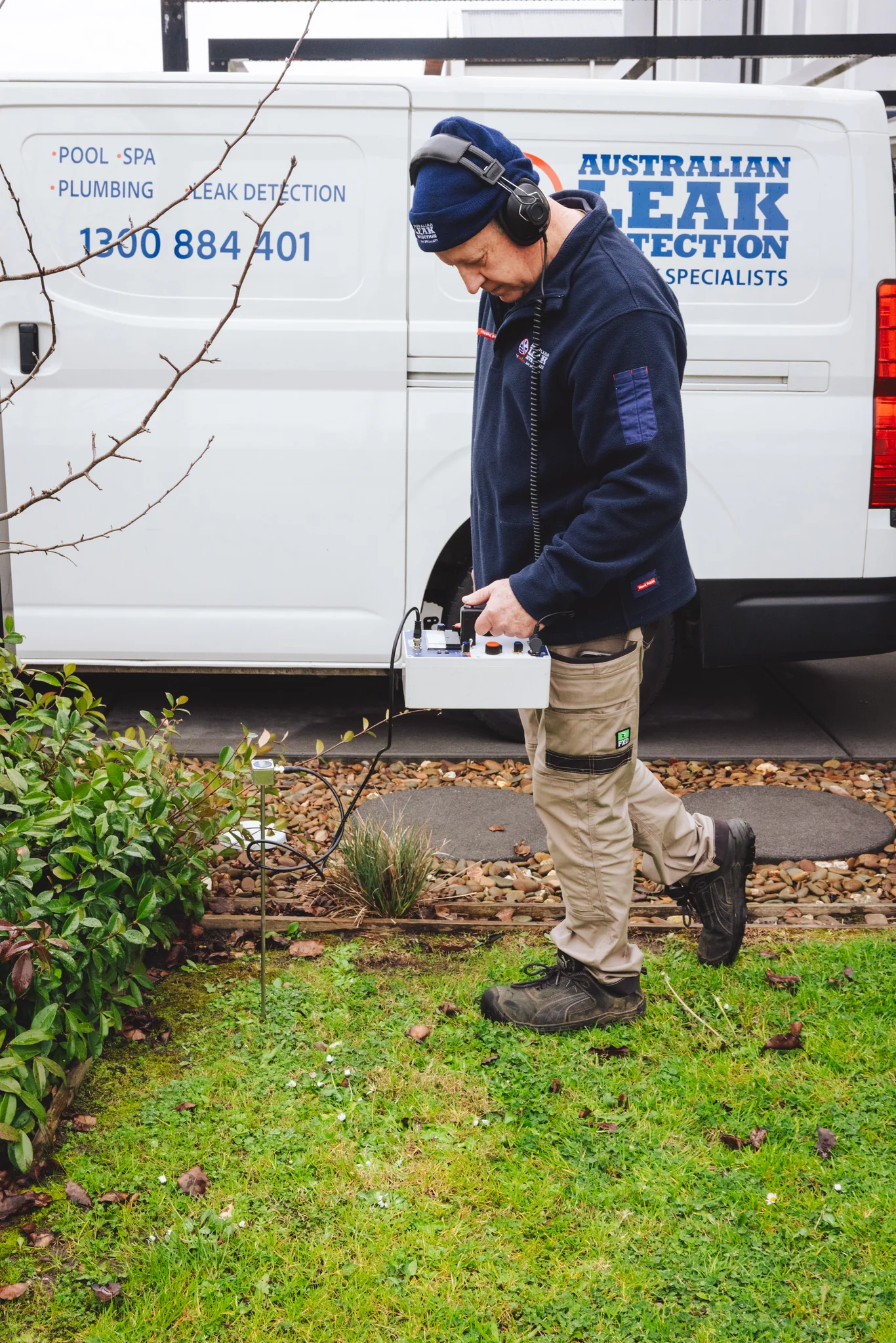 ALD specialist with detection equipment